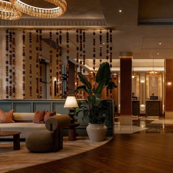 The-Trafalgar-St-James-Hotel-lobby2